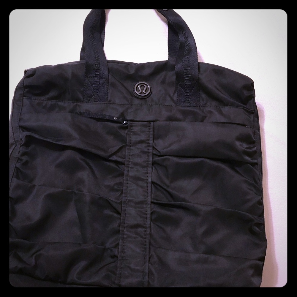 SOLD Bag Lululemon athletics bag size 17x17 x 6 - Picture 1 of 6